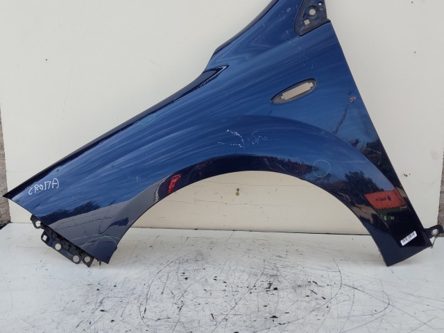 207001 Fiat Croma  2008-2010 bal első sárvédő, a képen látható sérüléssel