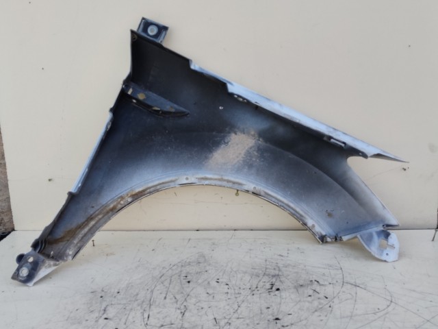 207002 Ford Kuga I. 2008-2012 bal első sárvédő 1633115