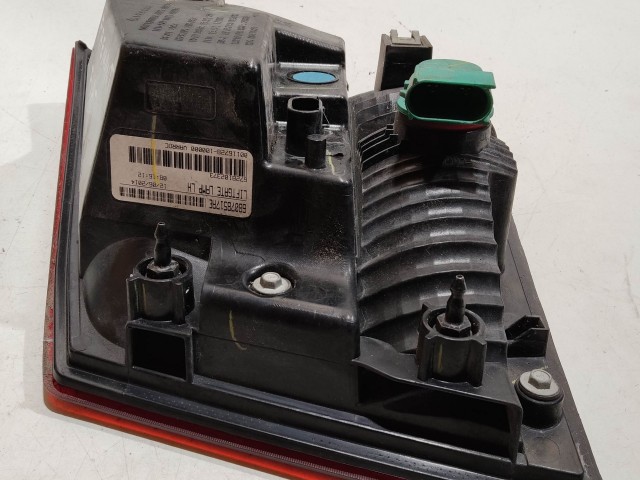 208104 Fiat Freemont 2011-2015 bal hátsó belső lámpa 68078517AE