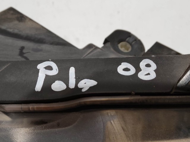 208129 Volkswagen Polo 9N 2001-2009 bal első fényszóró 89311990