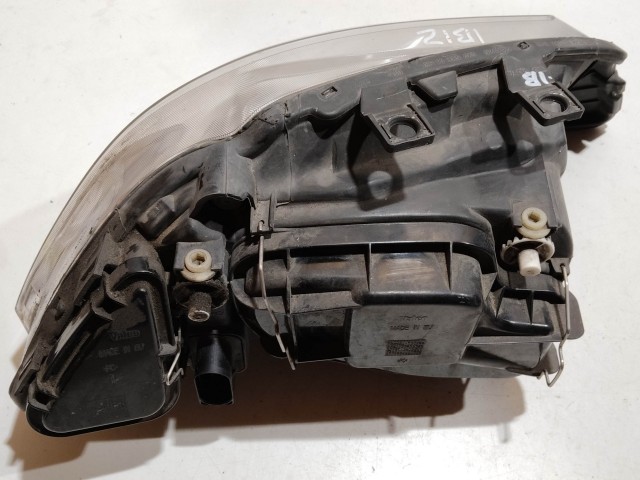 208133 Seat Ibiza 6L1 2002-2008 bal első fényszóró, a képen látható sérüléssel