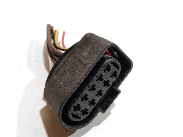 Seat Ibiza 6L1 2002-2008 bal első fényszóró elektromos csatlakozó 89317150