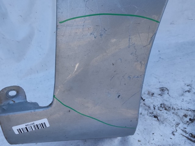 207110 Alfa Romeo 147 2000-2005 jobb első sárvédő, a képen látható sérüléssel