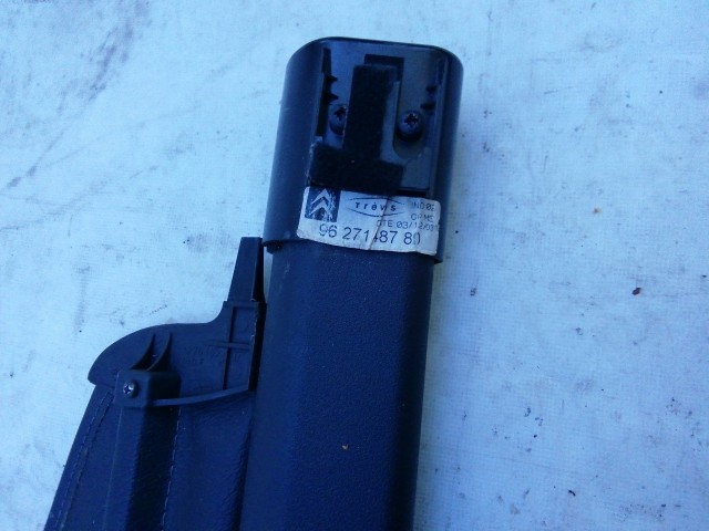 210850 Citroen Xsara 1997-2005 kalaptartó (csomagtér roló) 9627148780