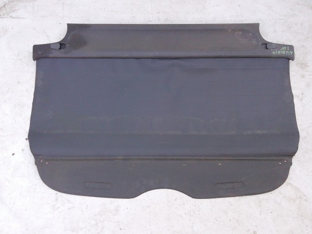 210838 Daewoo Nubira 1997-2002 kombi kalaptartó (csomagtér roló), a képen látható sérüléssel