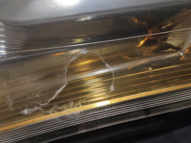 208160 Fiat Croma 2009-2010 bal első lámpa a képen látható sérüléssel 51816979