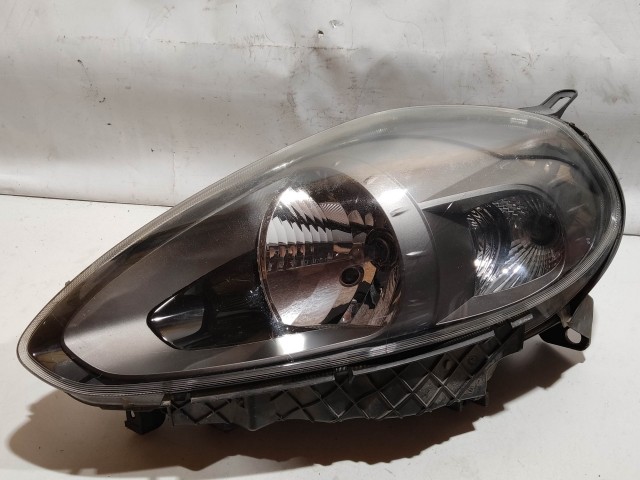 208162 Fiat Punto Evo bal első fényszóró 51855645