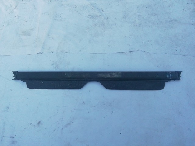 210892 BMW 3 (E30) 1982-1994 kalaptartó (csomagtér roló)