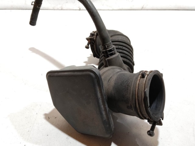 Kia Soul 2009-2013 levegőcső 28138-2K100