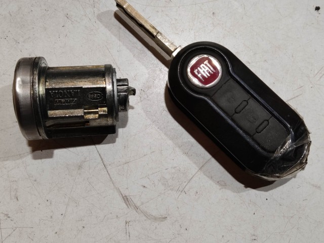 Fiat My Punto 2013-2018 1,3 16v Diesel Euro5 motorvezérlő szett 51904066 , 51869094