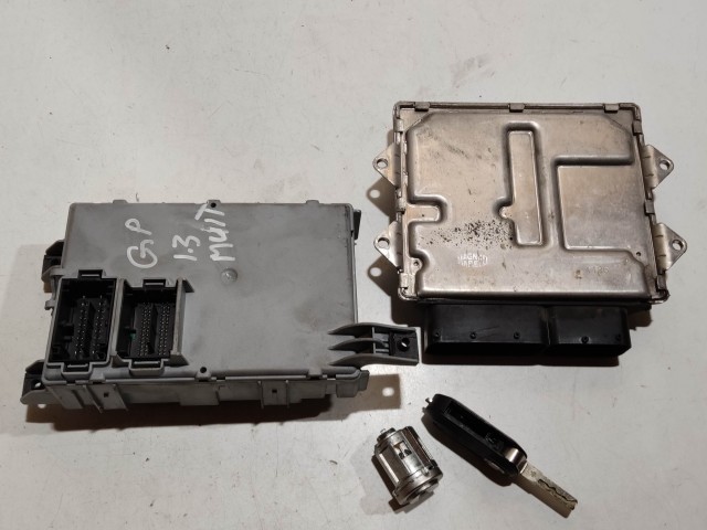 208227 Fiat Grande Punto 2005-2009 1,3 16v Diesel Euro 5 motorvezérlő szett 51904061, 51869094