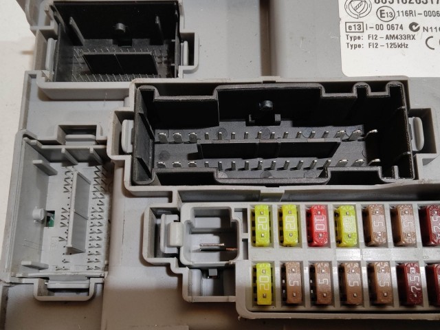 208235 Fiat Grande Punto 1,3 16v Diesel 75Le Euro 4 motorvezérlő szett 51843363 , 51826317