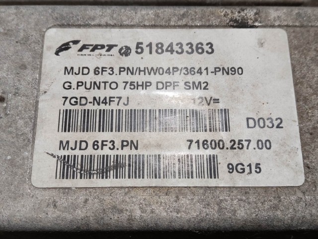 208235 Fiat Grande Punto 1,3 16v Diesel 75Le Euro 4 motorvezérlő szett 51843363 , 51826317
