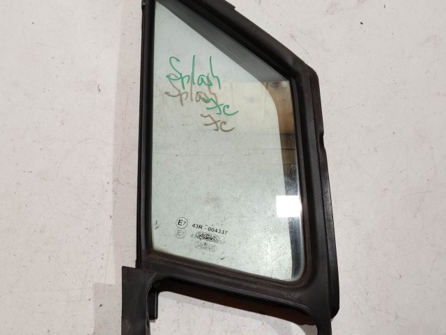 Suzuki SPLASH 2008-2014 jobb első fix üveg