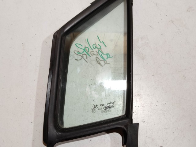 Suzuki SPLASH 2008-2014 bal első fix üveg