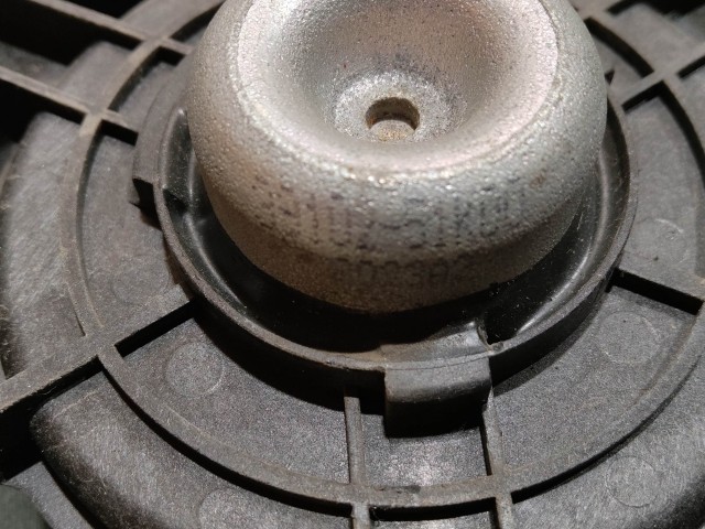 208249 Suzuki SPLASH, Opel Agila 2008-2014 bal első hangszóró 39102-51K00