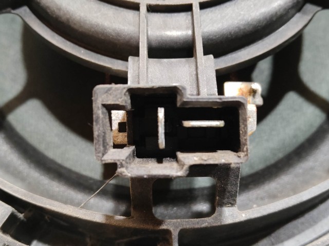 208249 Suzuki SPLASH, Opel Agila 2008-2014 bal első hangszóró 39102-51K00