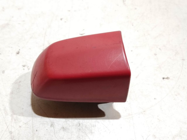 Suzuki SPLASH 2008-2014 Zárbetét kupak használt  jobb első