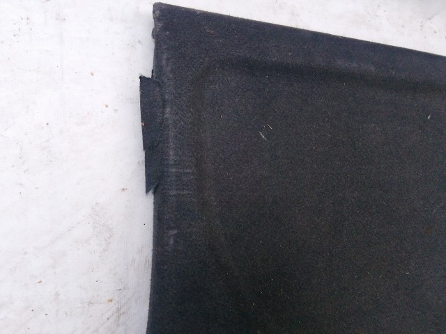 210875 Toyota Celica 1999-2005 kalaptartó, a képen látható sérüléssel