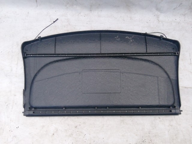 210875 Toyota Celica 1999-2005 kalaptartó, a képen látható sérüléssel