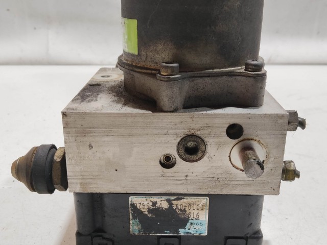 208336 Honda HR-V 1999-2006 Abs A4.044.-0103.6 , AC.0511-9238.1, a képen látható sérüléssel