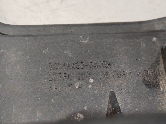 Citroen C4 Aircross 2012-2017 jobb első ködlámpa keret