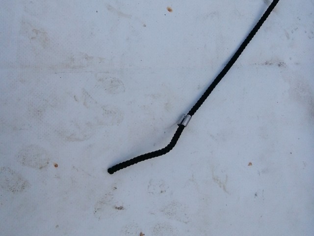 210937 Chevrolet Matiz 2005-2013 kalaptartó, a képen látható sérüléssel