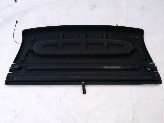 211007 Fiat 500 L 2012-2022 kalaptartó, a képen látható sérüléssel