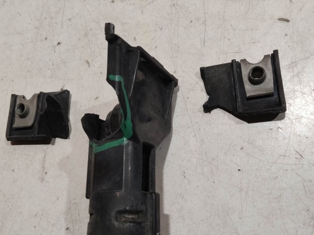 208381 Citroen C4 Aircross 2012-2017 bal első fényszórómosó fúvóka a képen látható sérüléssel