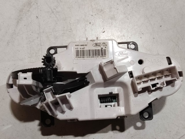 Ford Fiesta 2008-2017 2008-2017 Fűtés- és közép kapcsolók használt  manual