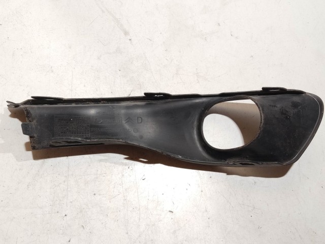 Citroen DS5 2011-2018 jobb első ködlámpa keret 9673294877