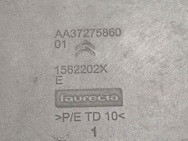 Citroen DS5 2011-2018 első vonószem takaró AA3727586