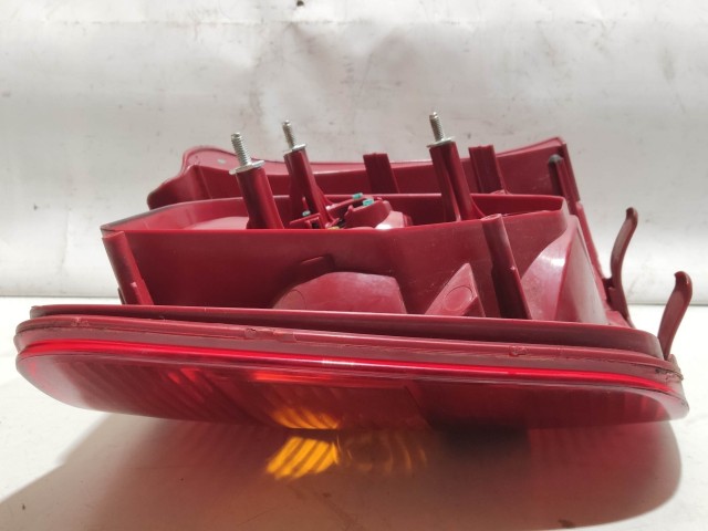 208444 Fiat Stilo 2003-2007 5 ajtós, jobb hátsó lámpa 51735221 Izzó foglalat nélkül!!!!