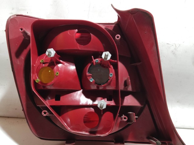 208449 Fiat Stilo 2003-2007 5 ajtós, jobb hátsó lámpa 51735221 Izzó foglalat nélkül!!!!