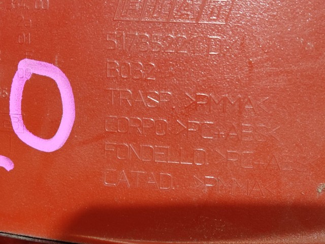 208449 Fiat Stilo 2003-2007 5 ajtós, jobb hátsó lámpa 51735221 Izzó foglalat nélkül!!!!