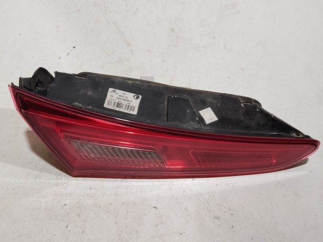 208485 Alfa Romeo Giulietta 2010-2020 bal hátsó belső lámpa 50531133