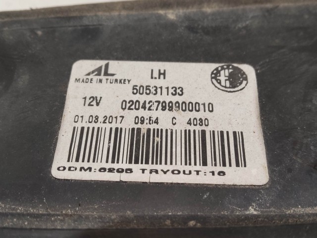 208485 Alfa Romeo Giulietta 2010-2020 bal hátsó belső lámpa 50531133