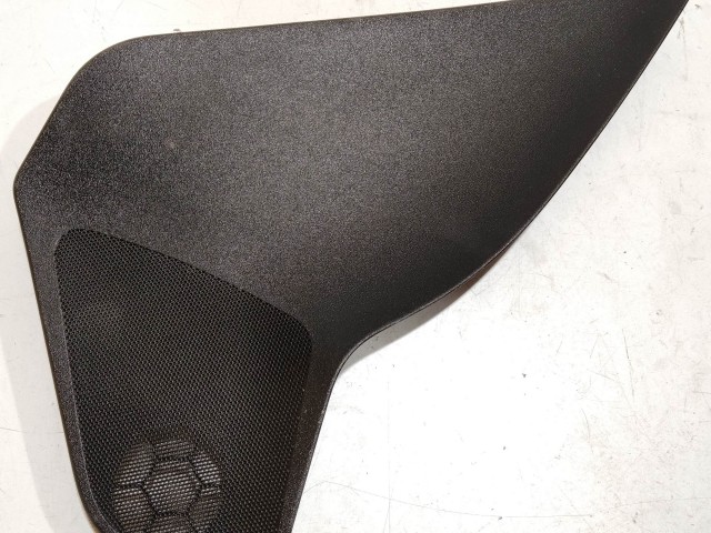 208548 Alfa Romeo Giulietta 2010-2020 bal első hangszóró rács 71769846