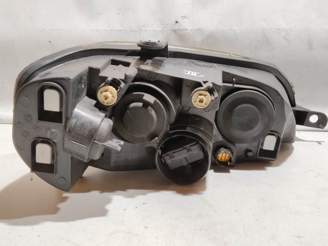 208558 Fiat Punto III. 2003-2010 bal első fényszóró (utángyártott)