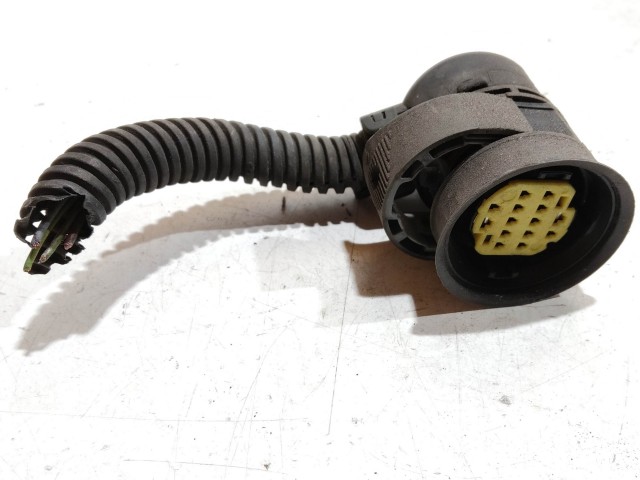 208563 Fiat Punto III. 2003-2010 első fényszóró elektromos csatlakozó 46849352