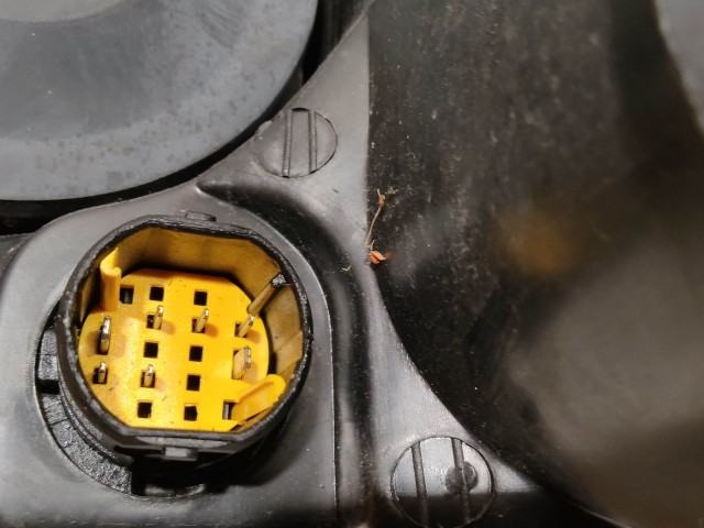 208574 Fiat Punto III. 2003-2010 jobb első fényszóró 46849354 (Depo)