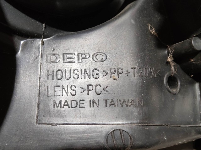 208574 Fiat Punto III. 2003-2010 jobb első fényszóró 46849354 (Depo)