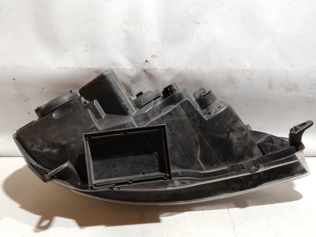 208577 Alfa Romeo 147 2005-2010 bal első fényszóró