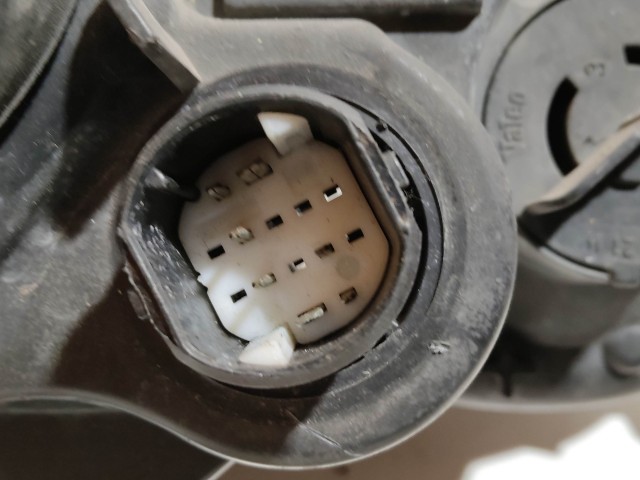 208577 Alfa Romeo 147 2005-2010 bal első fényszóró