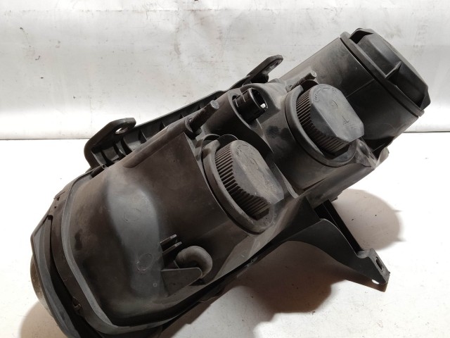 208584 Alfa Romeo 159 2005-2011 jobb első fényszóró