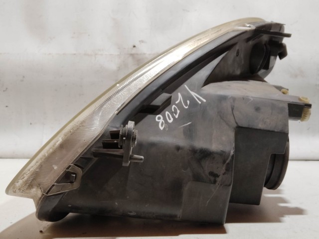 208622 Lancia Ypsilon II. 2007-2011 jobb első fényszóró