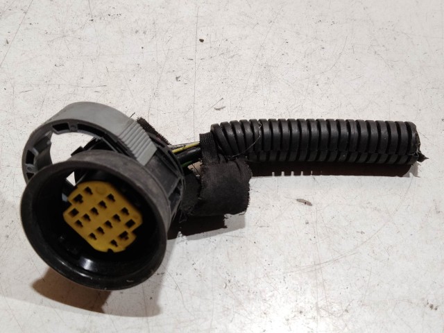 208624 Alfa Romeo 147 2005-2010 bal első fényszóró, lektromos csatlakozó