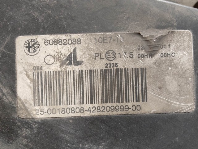 208630 Alfa Romeo 159 2005-2011 jobb első fényszóró