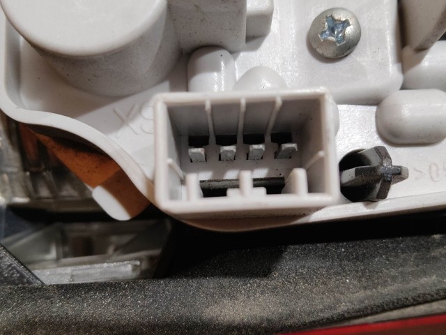 208648 Alfa Romeo Giulietta 2010-2020 bal hátsó belső lámpa 50531133