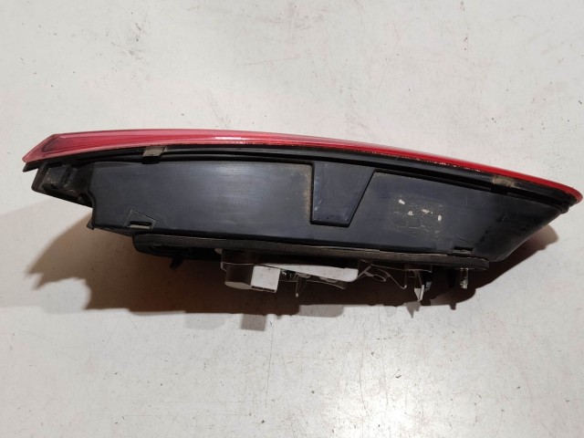 208649 Alfa Romeo Giulietta 2010-2020 jobb hátsó belső lámpa 50531132